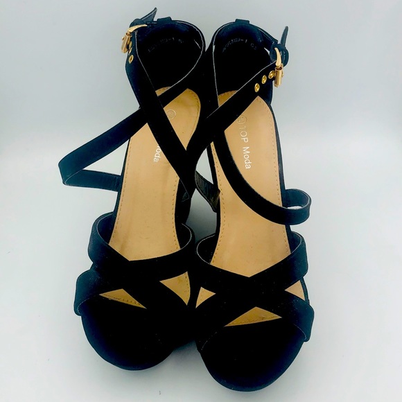 Top Moda Wedge Sandals - Picture 2 of 3